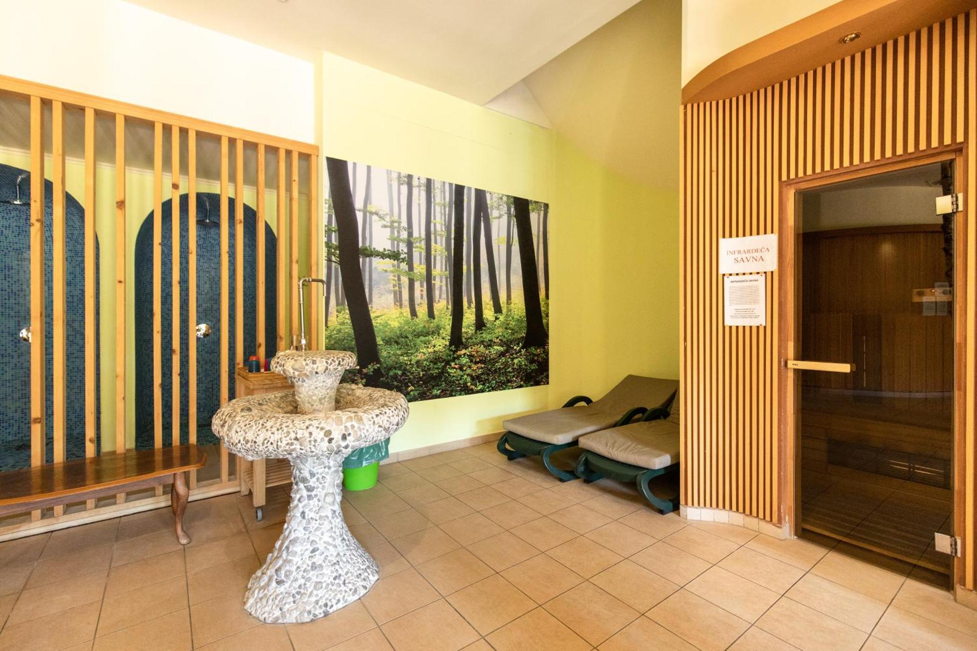 Hotel Kovac Osilnica Eksteriør billede