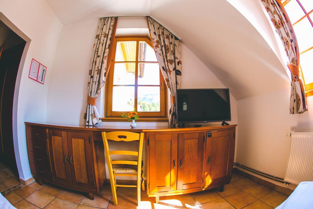 Hotel Kovac Osilnica Eksteriør billede